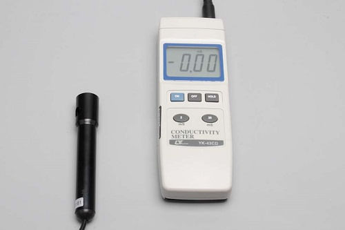 Medidor de Conductividad LT-YK43CD